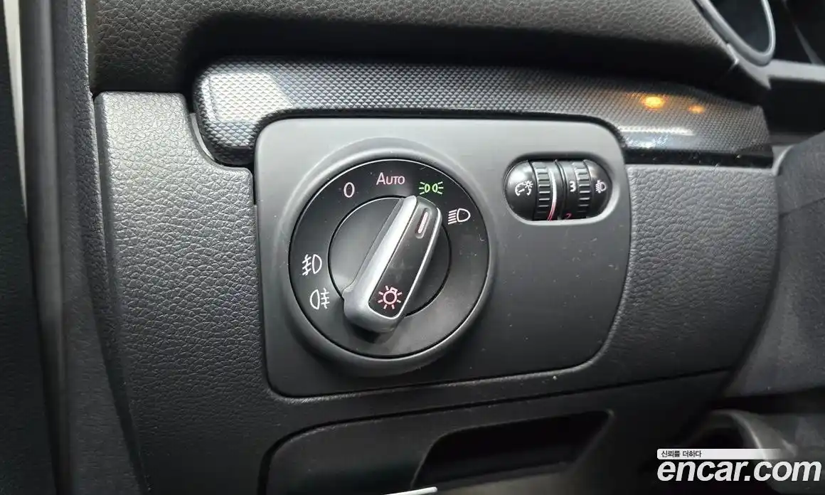 Volkswagen Golf 2013 2.0 Автомат в Москве № 277410, фото 9