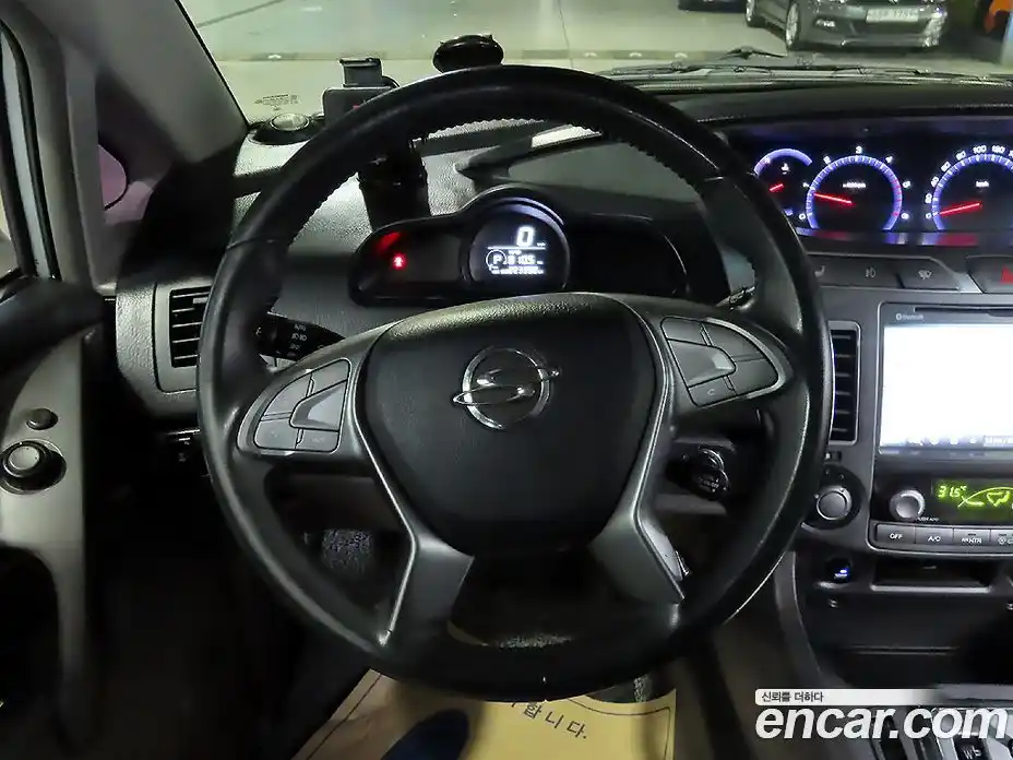 SsangYong Korando 2015 2.0 Автомат в Москве № 28994, фото 15