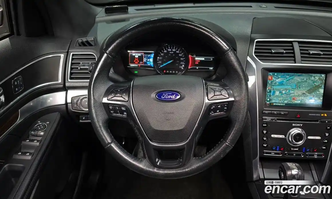 Ford Explorer 2018 2.3 Автомат в Москве № 295041, фото 19