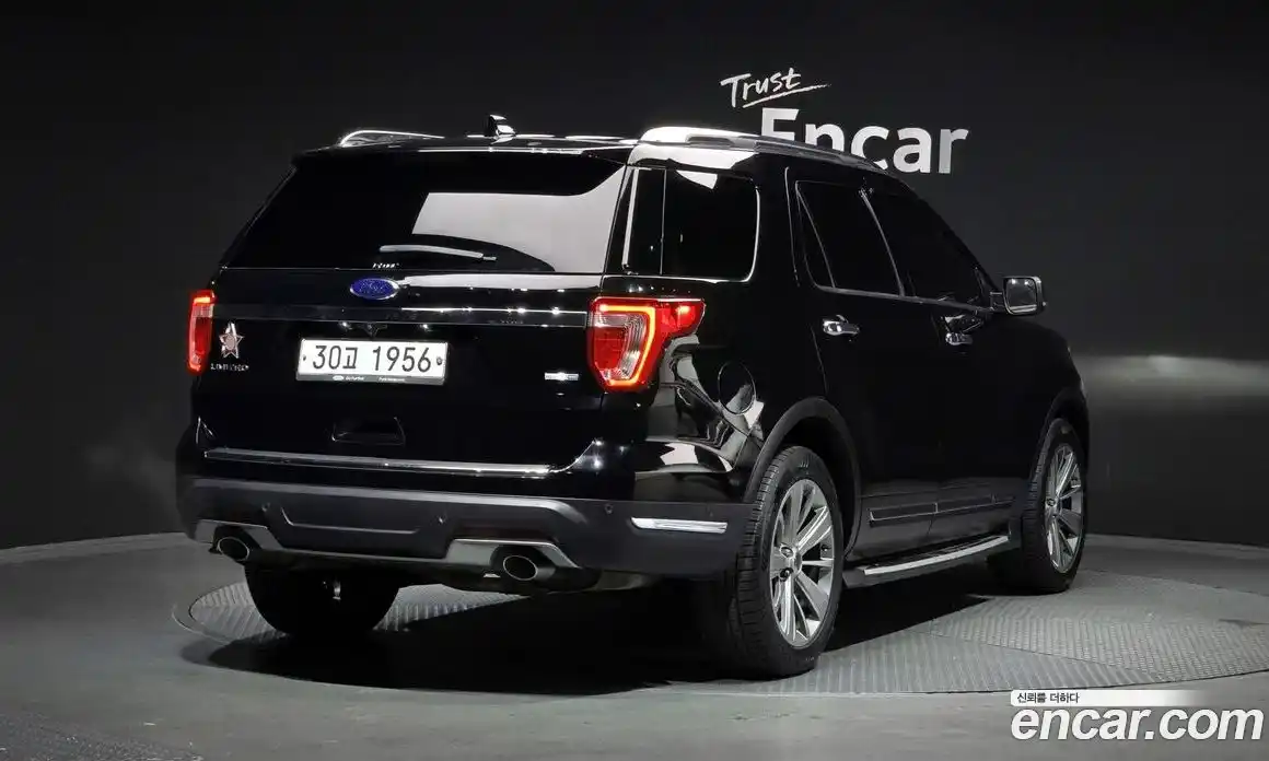 Ford Explorer 2018 2.3 Автомат в Москве № 295041, фото 10