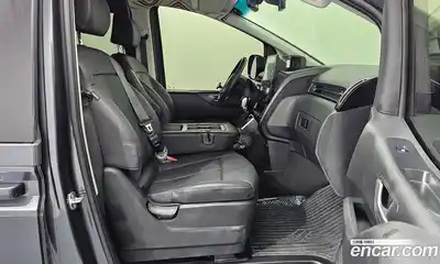 Hyundai Staria 2023 2.2 Автомат в Москве № 3002, миниатюра 8