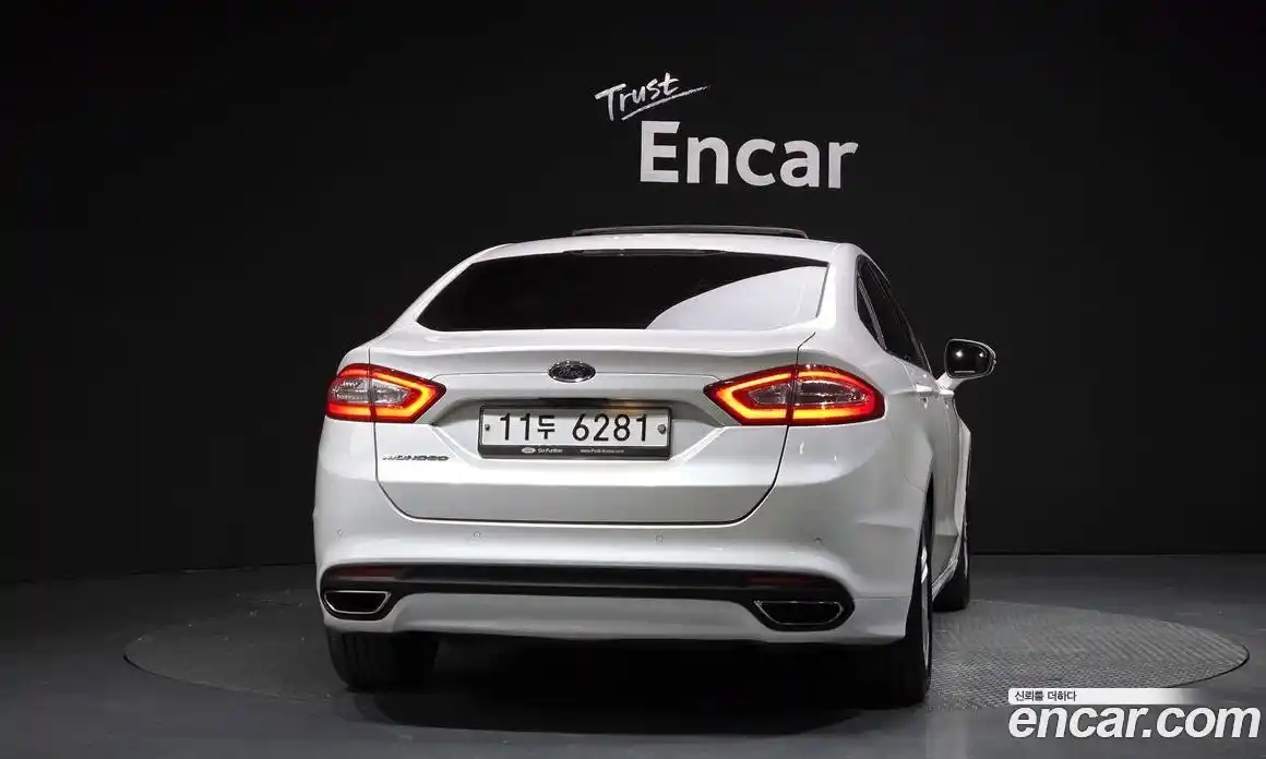 Ford Mondeo 2015 2.0 Автомат в Москве № 303691, фото 4