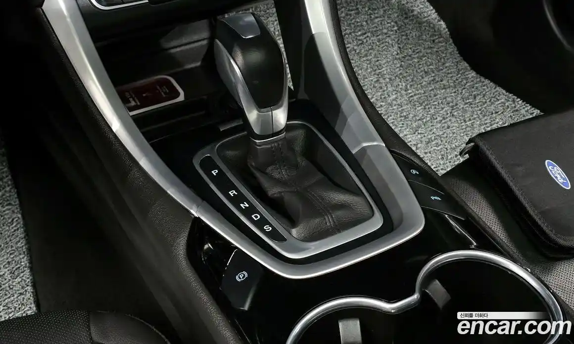 Ford Mondeo 2015 2.0 Автомат в Москве № 303691, фото 9