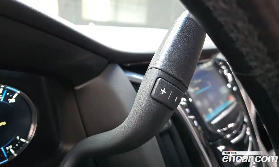 Cadillac Escalade 2017 6.2 Автомат в Москве № 306820, фото 20