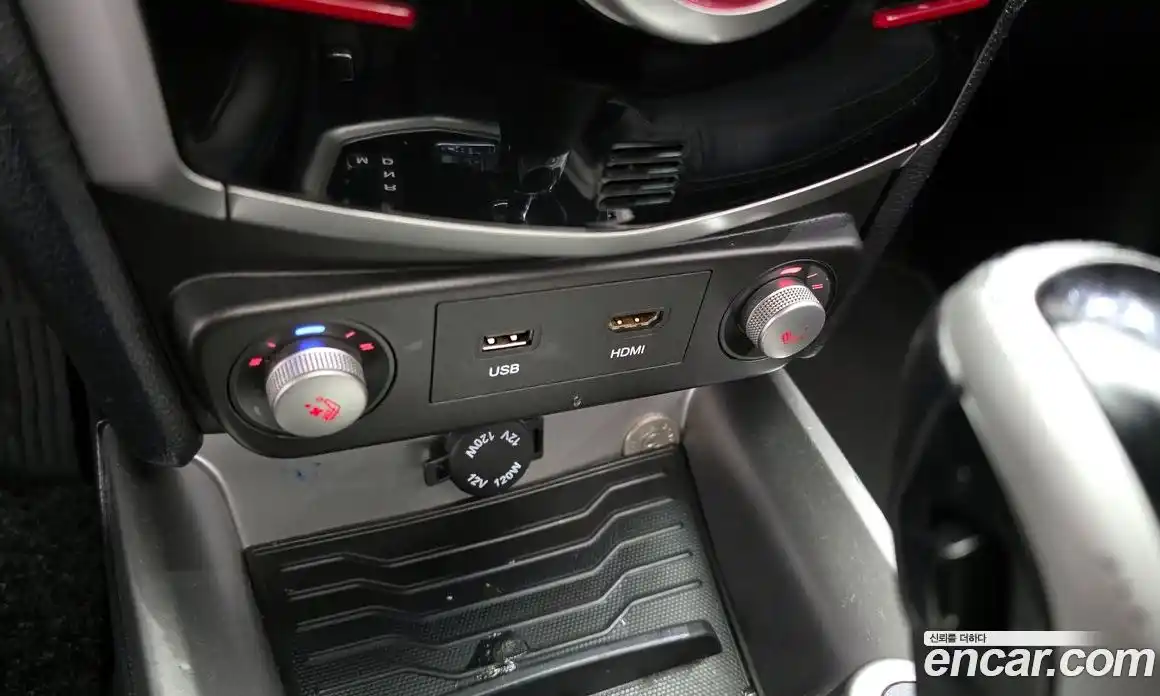 SsangYong TIBOLI 2016 1.6 Автомат в Москве № 324267, фото 12