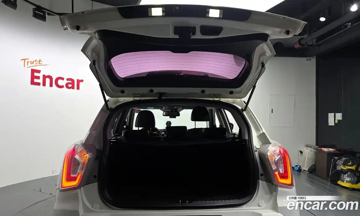 SsangYong TIBOLI 2016 1.6 Автомат в Москве № 324267, фото 13