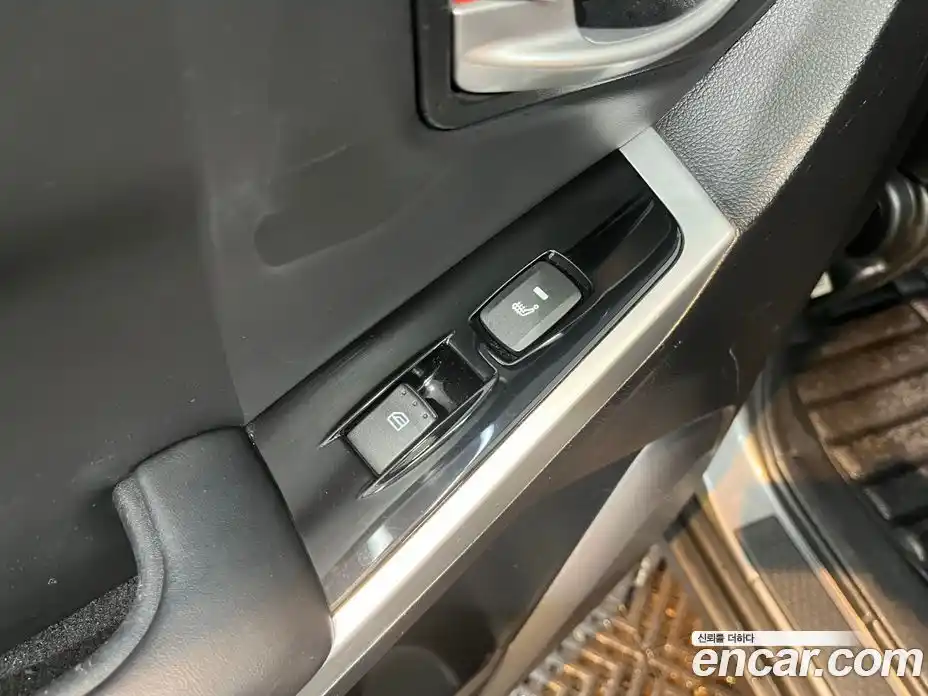 SsangYong Korando 2014 2.0 Автомат в Москве № 32963, фото 16