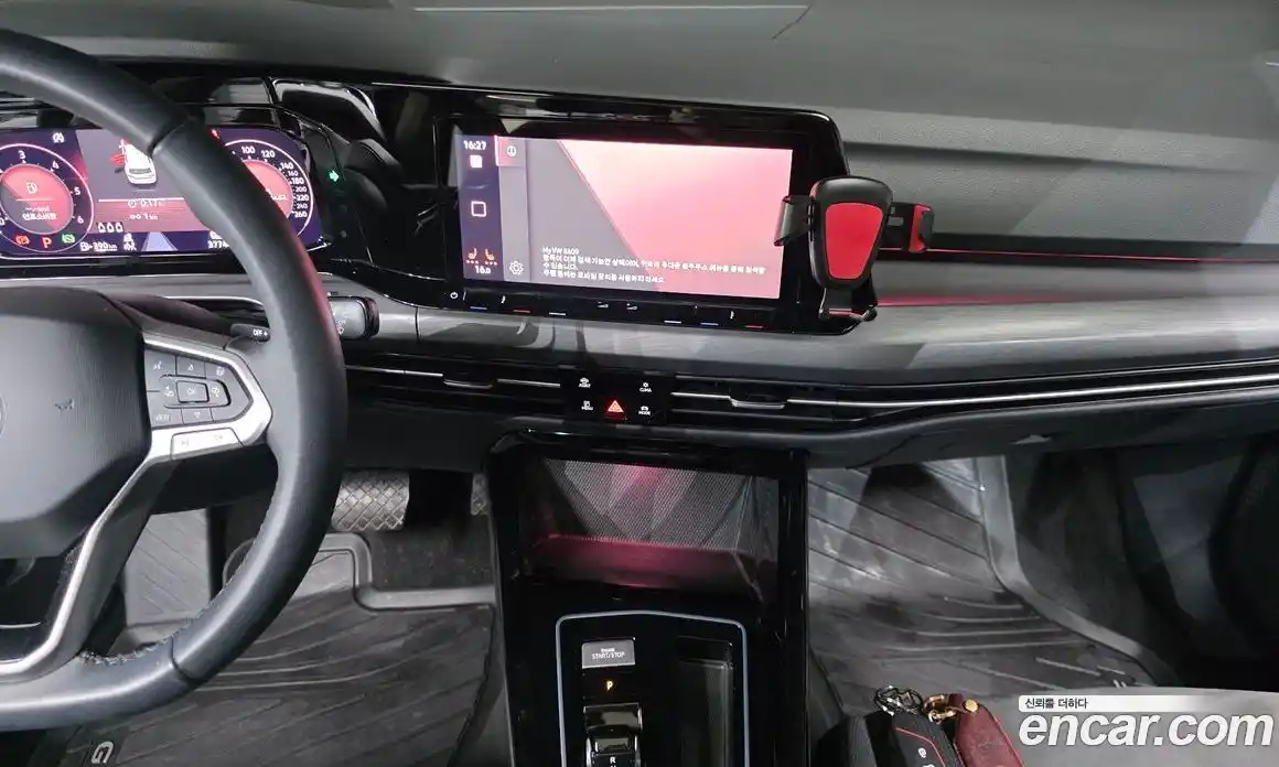 Volkswagen Golf 2023 2.0 Автомат в Москве № 329761, фото 15