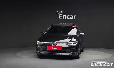 Volkswagen Golf 2023 2.0 Автомат в Москве № 329761, миниатюра 3