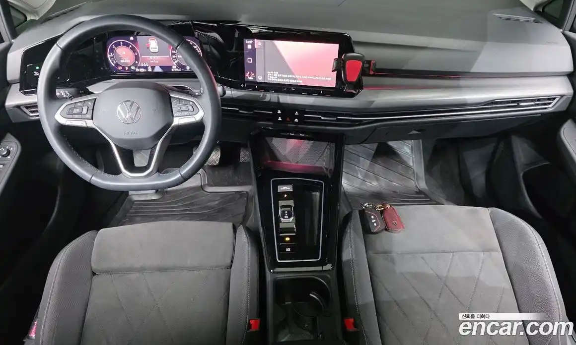 Volkswagen Golf 2023 2.0 Автомат в Москве № 329761, фото 7