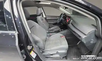 Volkswagen Golf 2023 2.0 Автомат в Москве № 329761, миниатюра 10