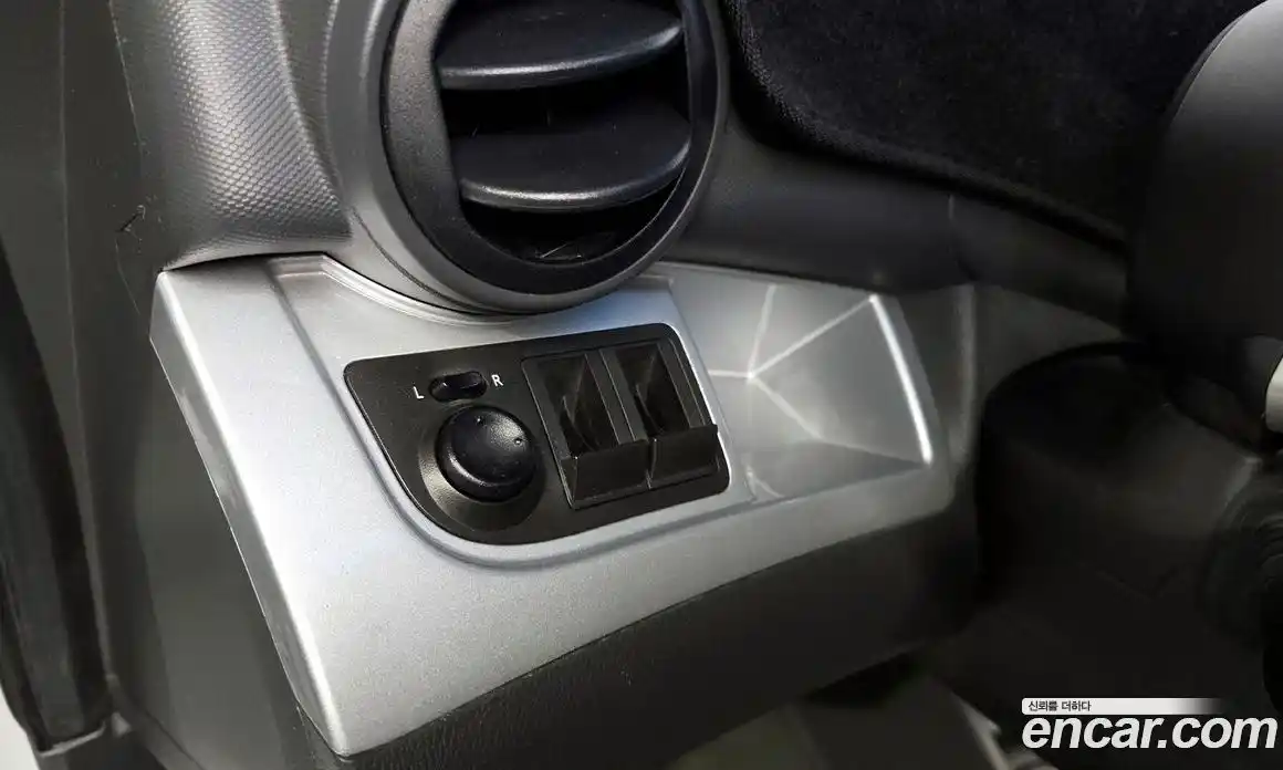 Chevrolet Spark 2012 1.0 Автомат в Москве № 33722, фото 17