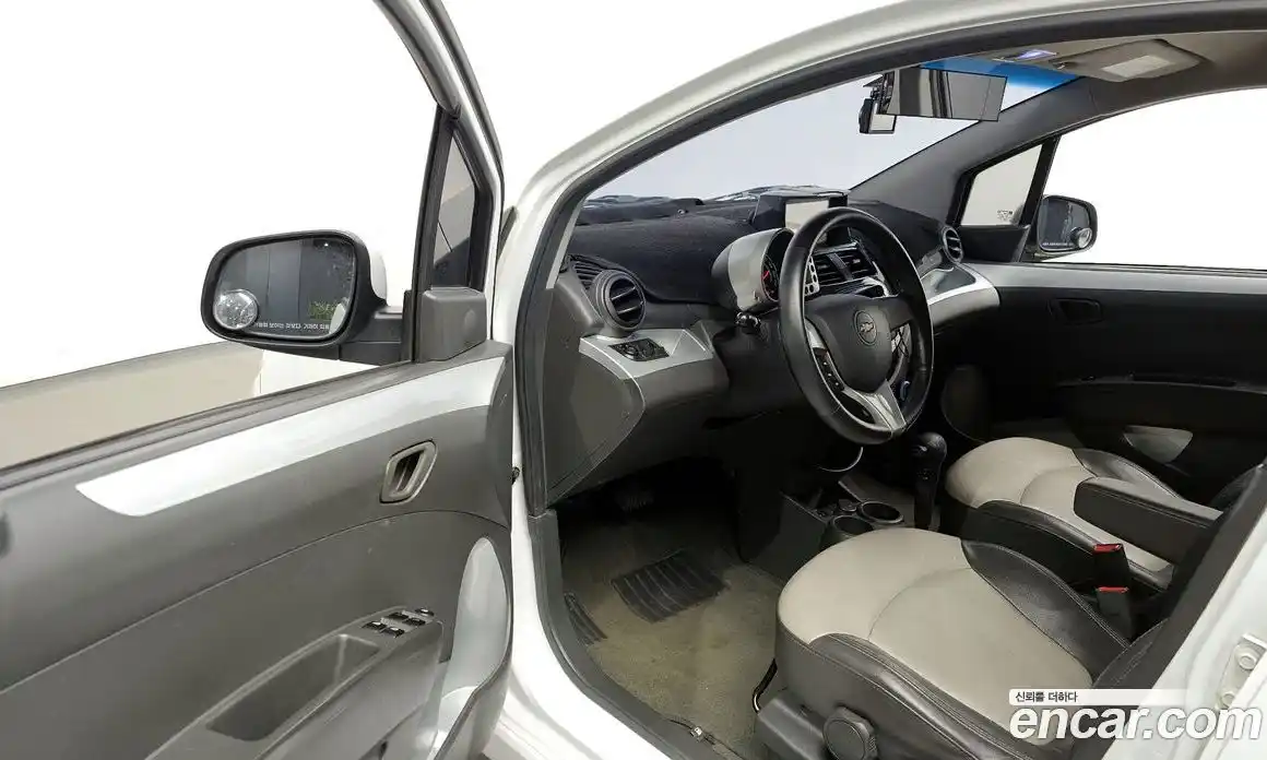 Chevrolet Spark 2012 1.0 Автомат в Москве № 33722, фото 10