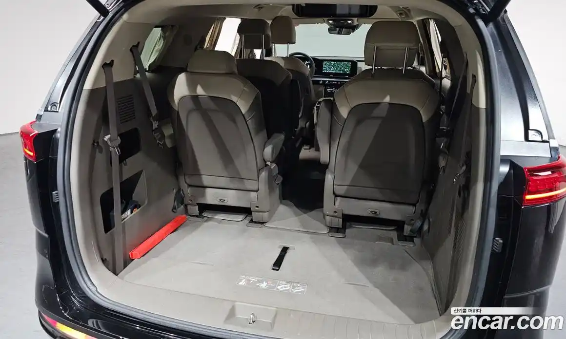 Kia Canival 2022 3.5 Автомат в Москве № 337304, фото 13