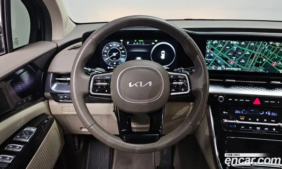 Kia Canival 2022 3.5 Автомат в Москве № 337304, фото 7