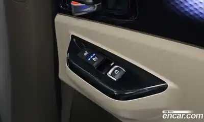 Kia Canival 2022 3.5 Автомат в Москве № 337304, миниатюра 9