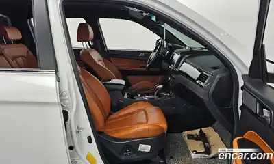 SsangYong Rexton 2022 2.2 Автомат в Москве № 35376, миниатюра 4
