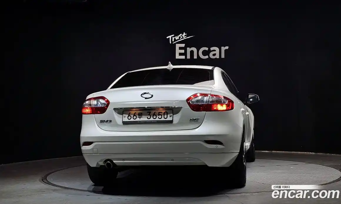 Renault SM3 2013 1.6 Автомат в Москве № 355907, фото 4