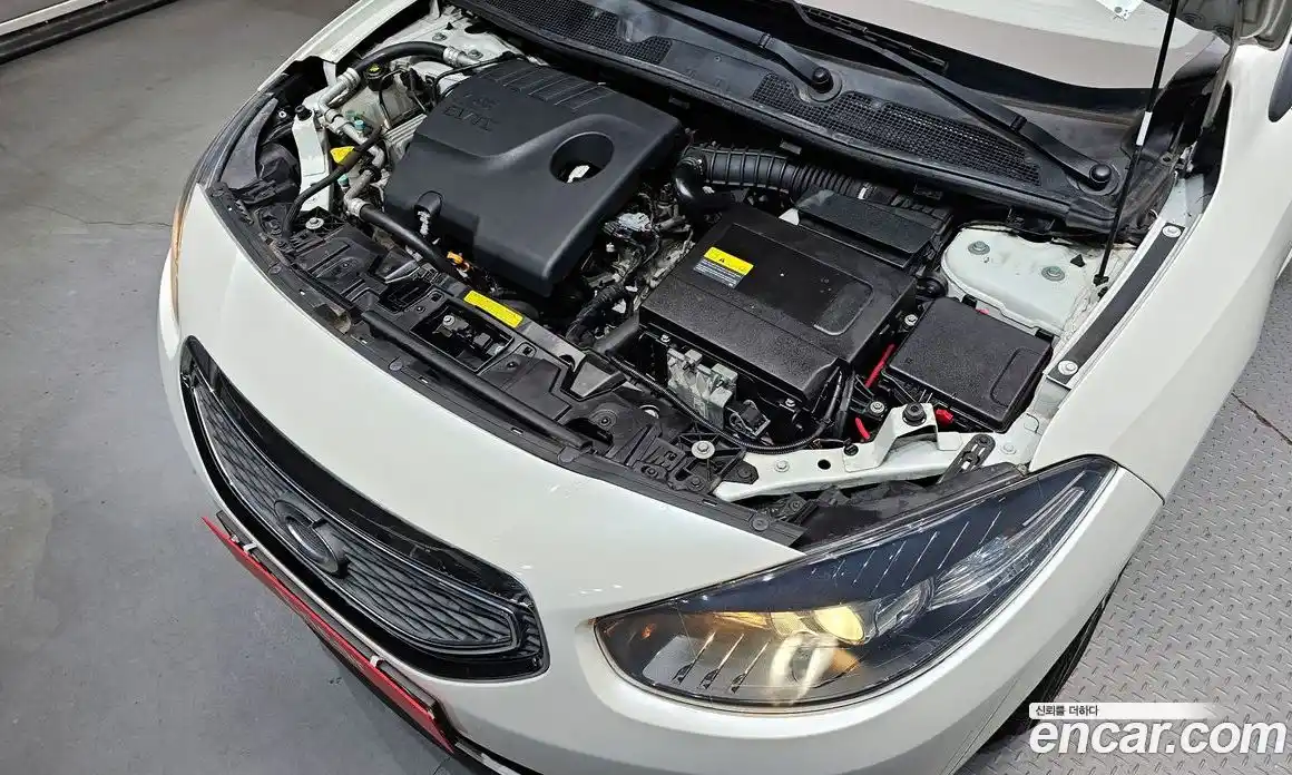 Renault SM3 2013 1.6 Автомат в Москве № 355907, фото 6