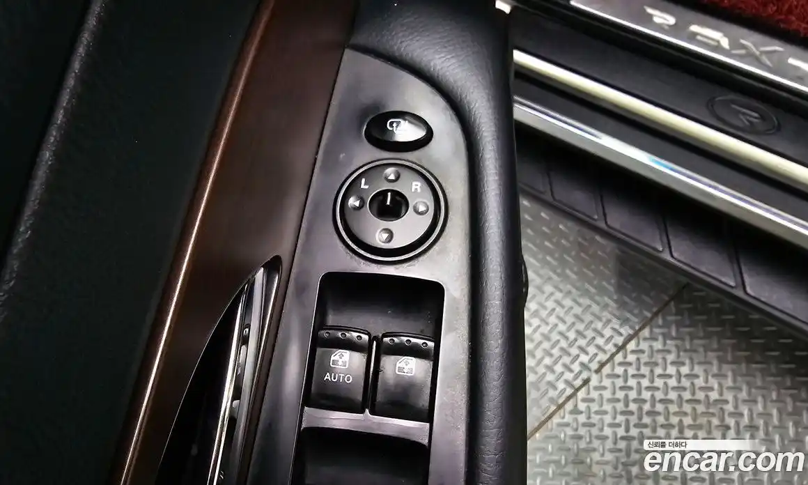 SsangYong Rexton 2014 2.0 Автомат в Москве № 36227, фото 5