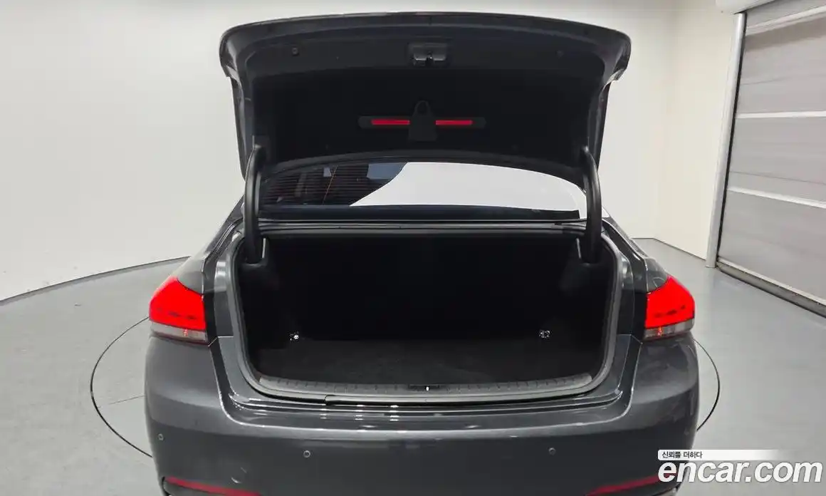 Genesis G80 2018 3.3 Автомат в Москве № 365225, фото 20