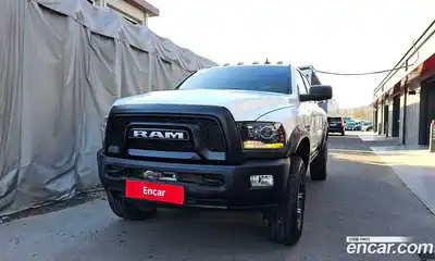 Dodge Ram Pick Up 2017 6.4 Автомат в Москве № 368534, миниатюра 3