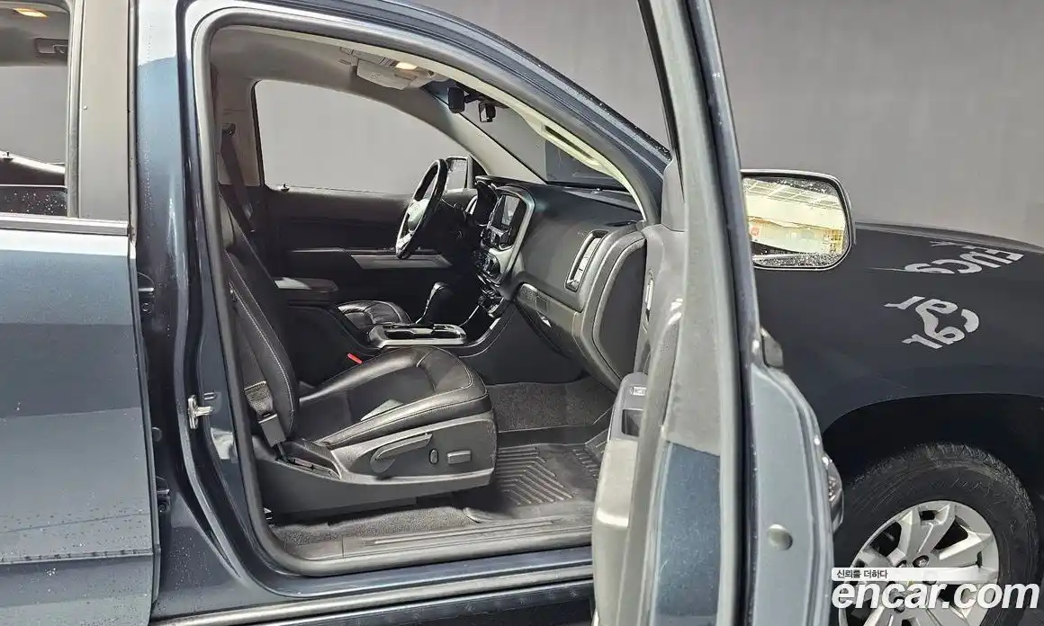 Chevrolet Colorado 2020 3.6 Автомат в Москве № 37023, фото 20