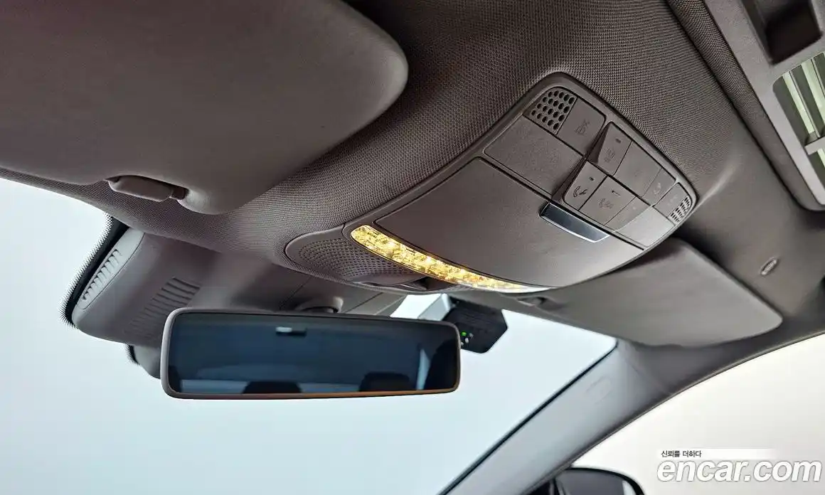 Mercedes-Benz E-Class 2018 2.0 Автомат в Москве № 372229, фото 16