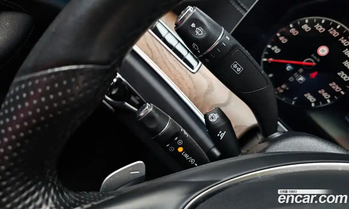 Mercedes-Benz E-Class 2018 2.0 Автомат в Москве № 372229, фото 17