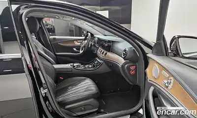 Mercedes-Benz E-Class 2018 2.0 Автомат в Москве № 372229, миниатюра 10