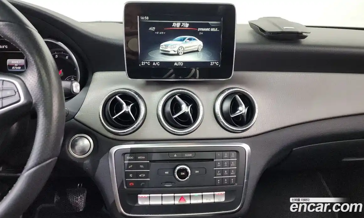 Mercedes-Benz CLA-Class 2017 2.0 Автомат в Москве № 372481, фото 15