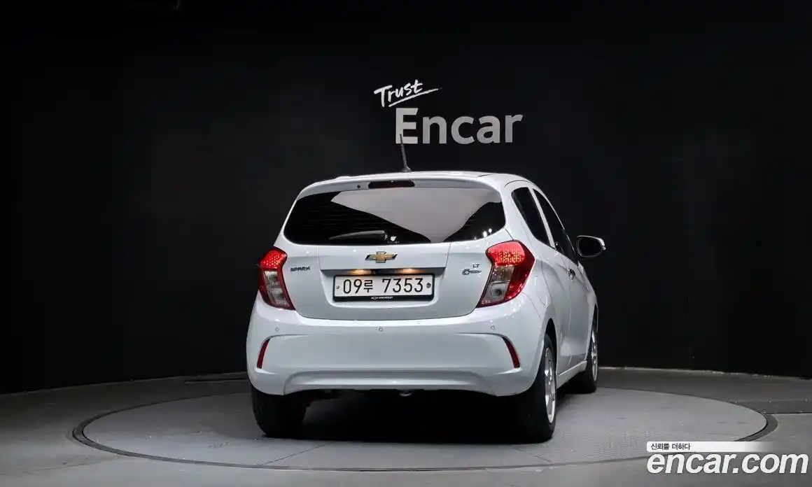 Chevrolet Spark 2018 1.0 Автомат в Москве № 37809, фото 20