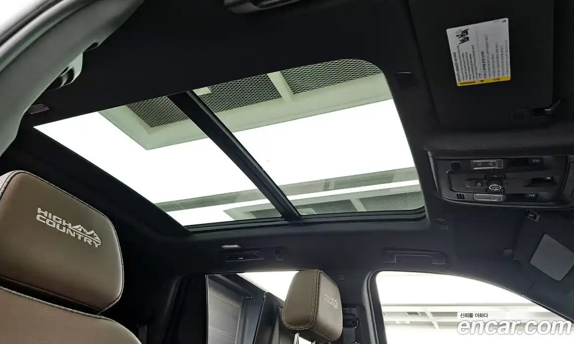 Chevrolet Tahoe 2023 6.2 Автомат в Москве № 38100, фото 10