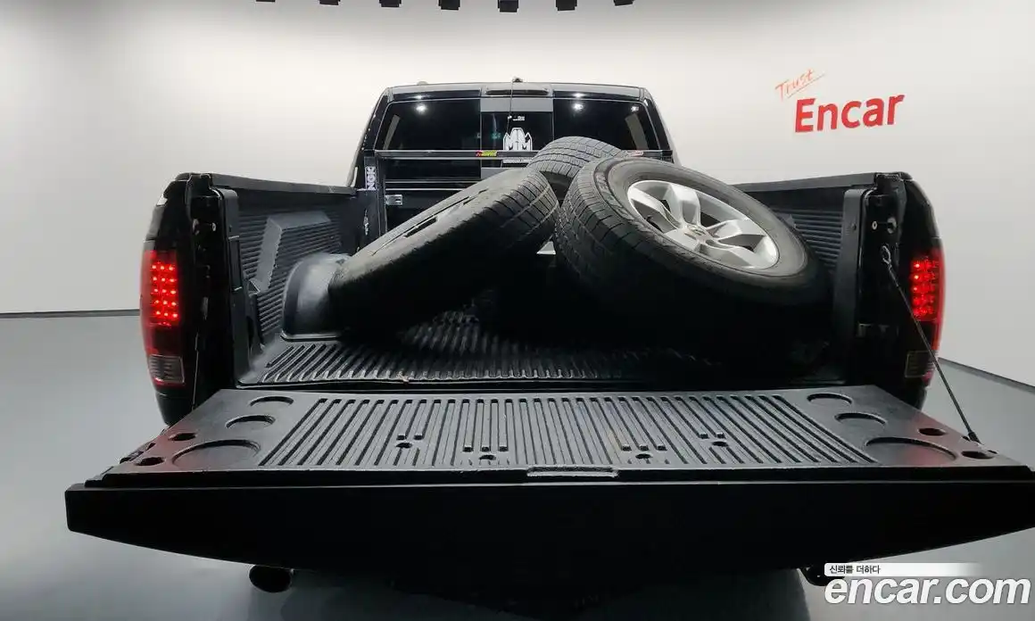 Dodge Ram Pick Up 2015 5.7 Автомат в Москве № 402616, фото 20