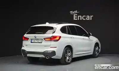 BMW X1 2021 2.0 Автомат в Москве № 407631, миниатюра 2