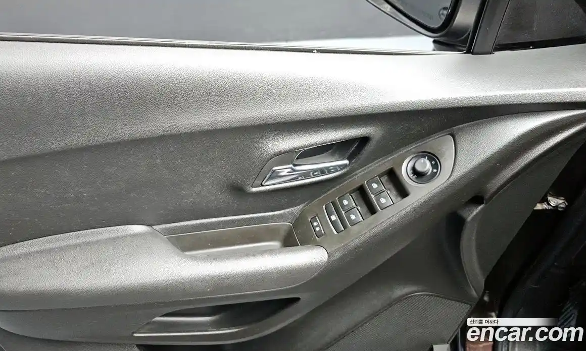 Chevrolet Trax 2015 1.4 Автомат в Москве № 40868, фото 16