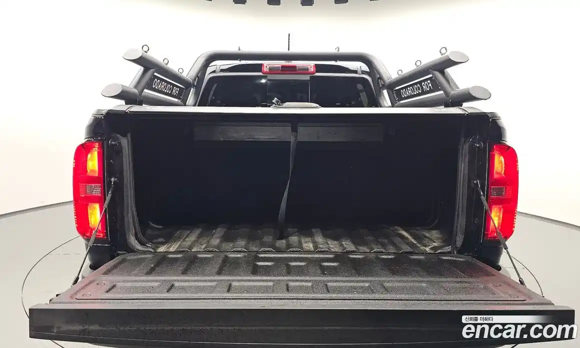 Chevrolet Colorado 2022 3.6 Автомат в Москве № 41095, фото 19