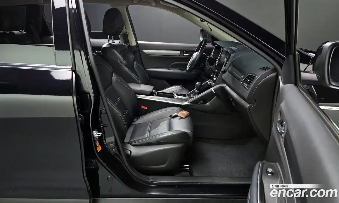 Renault QM6 2017 2.0 Автомат в Москве № 423880, фото 11