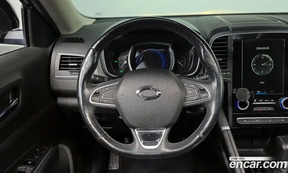 Renault QM6 2017 2.0 Автомат в Москве № 423880, фото 14