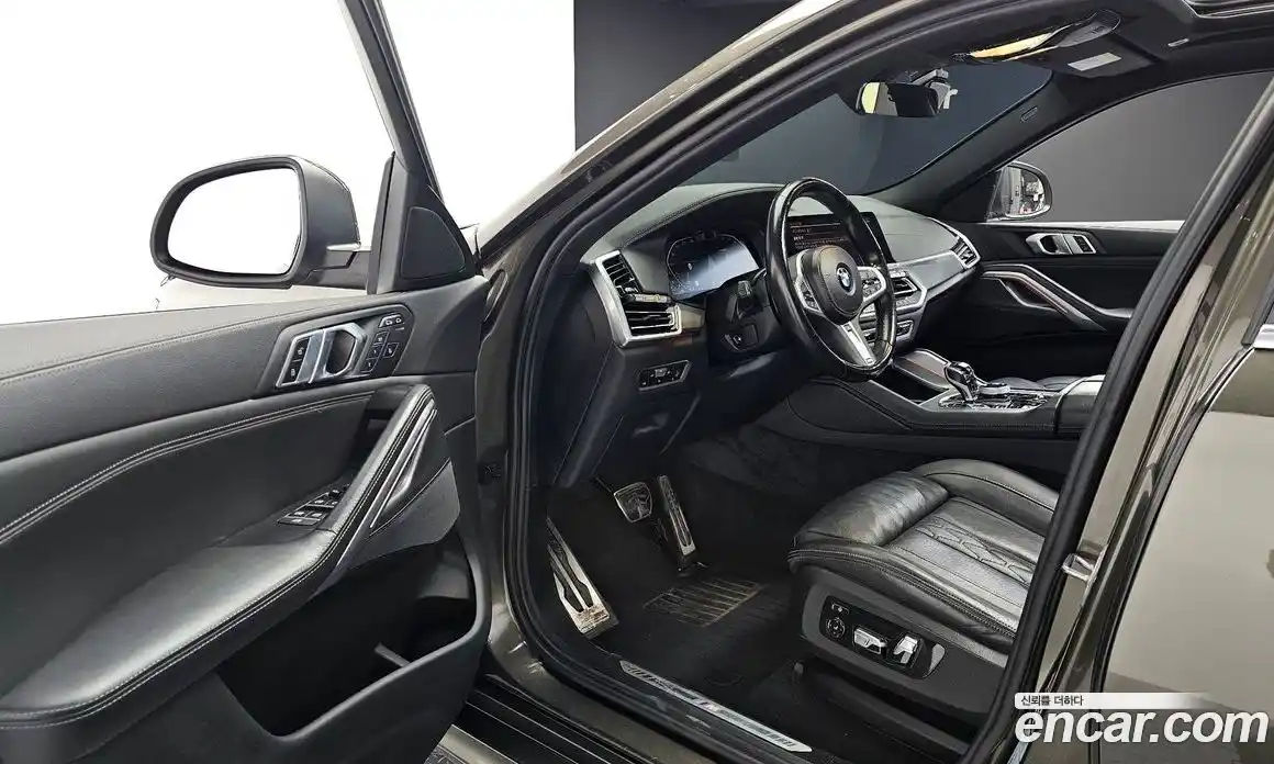 BMW X6 2022 3.0 Автомат в Москве № 426333, фото 11