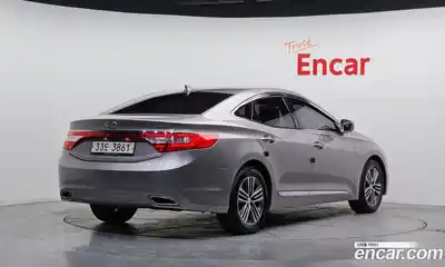 Hyundai Grandeur 2014 2.4 Автомат в Москве № 43093, миниатюра 2
