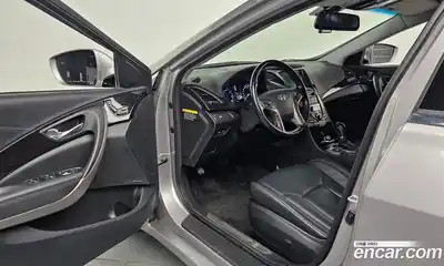 Hyundai Grandeur 2014 2.4 Автомат в Москве № 43093, миниатюра 10
