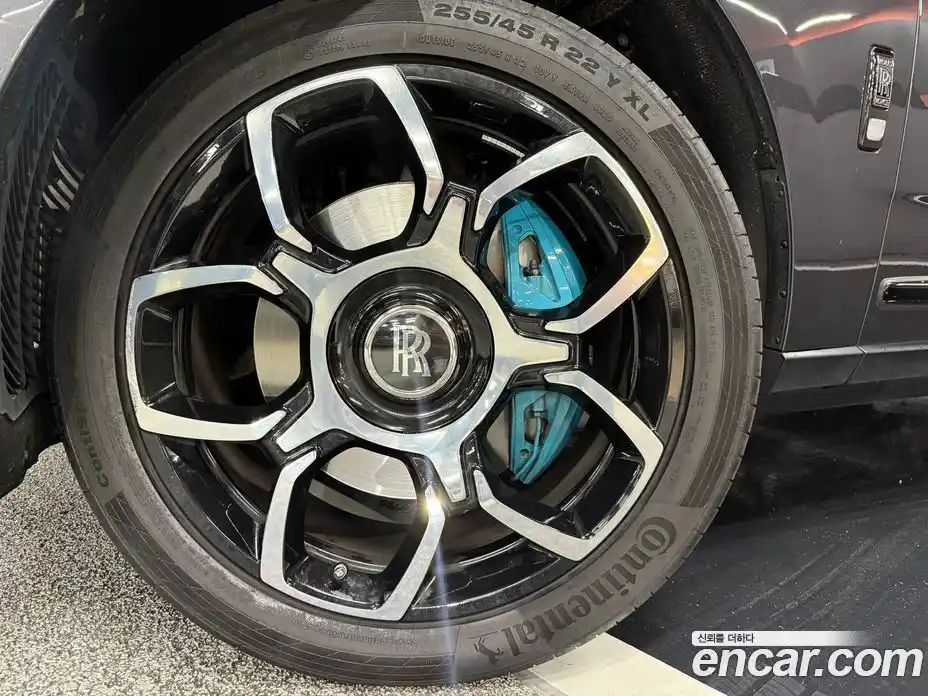 Rolls-Royce Cullinan 2023 6.7 Автомат в Москве № 447941, фото 5