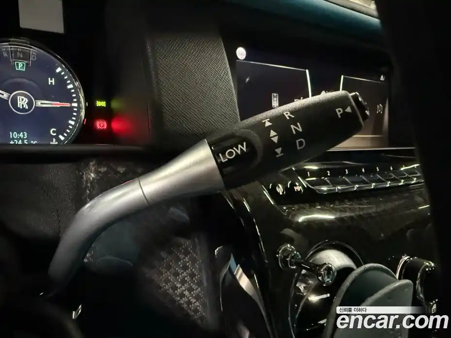 Rolls-Royce Cullinan 2023 6.7 Автомат в Москве № 447941, фото 9