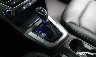 Hyundai Avante 2017 1.6 Автомат в Москве № 450475, миниатюра 8