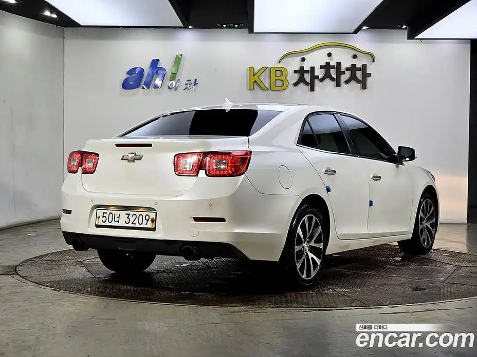 Chevrolet Malibu 2015 2.0 Автомат в Москве № 453779, фото 4