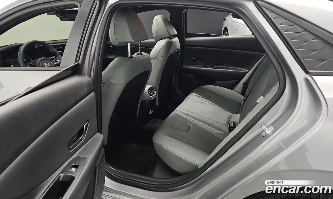 Hyundai Avante 2026 1.6 Автомат в Москве № 45567, фото 17