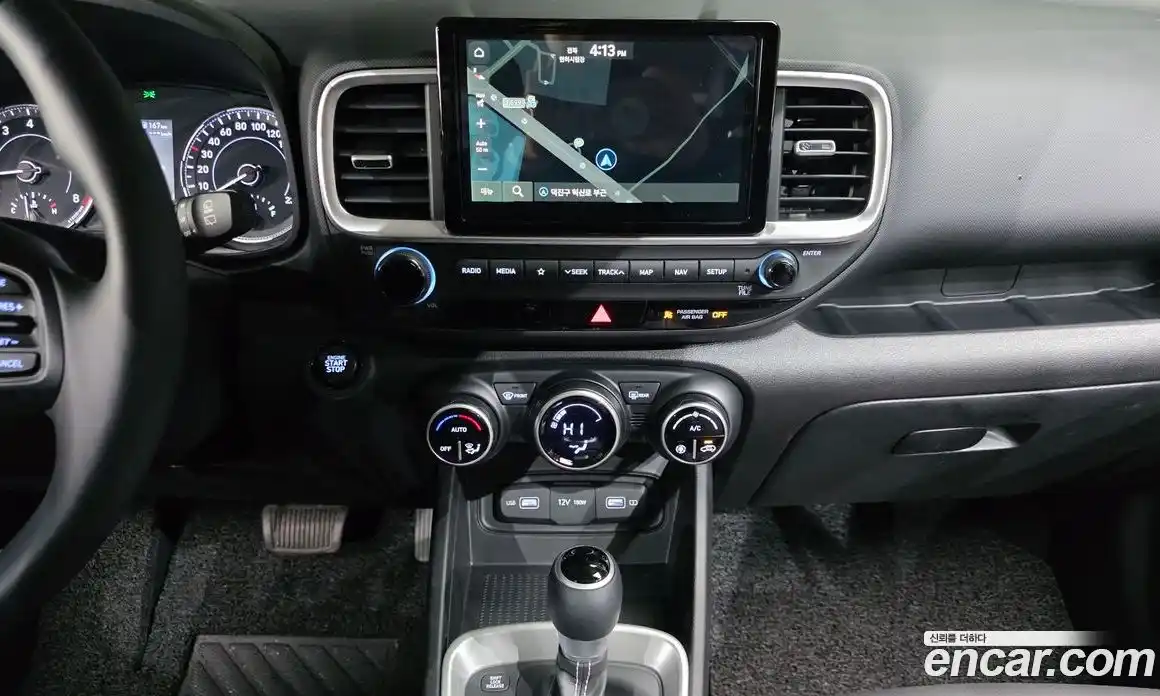 Hyundai Venue 2022 1.6 Автомат в Москве № 456821, фото 16