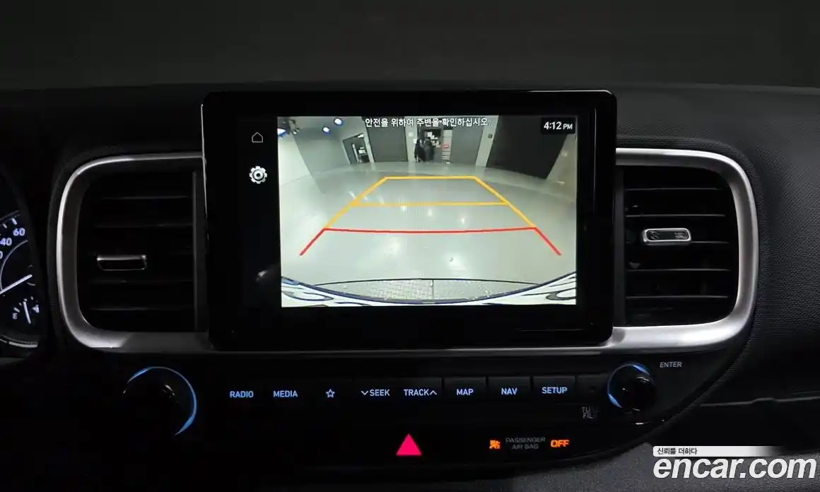 Hyundai Venue 2022 1.6 Автомат в Москве № 456821, фото 17