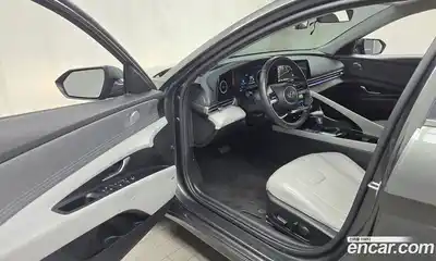 Hyundai Avante 2021 1.6 Автомат в Москве № 458969, миниатюра 10